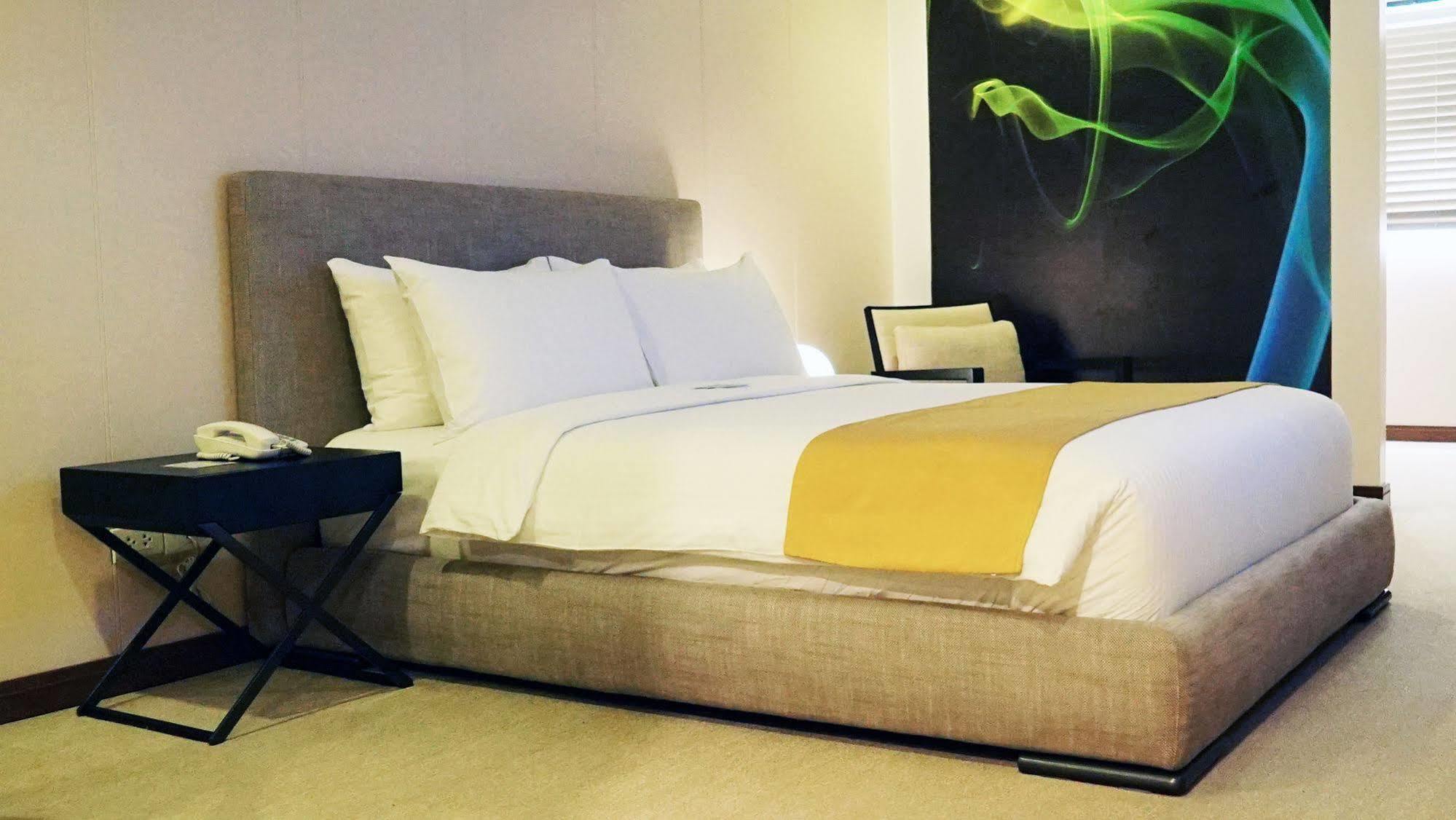 Green Sun Hotel Makati City Luaran gambar