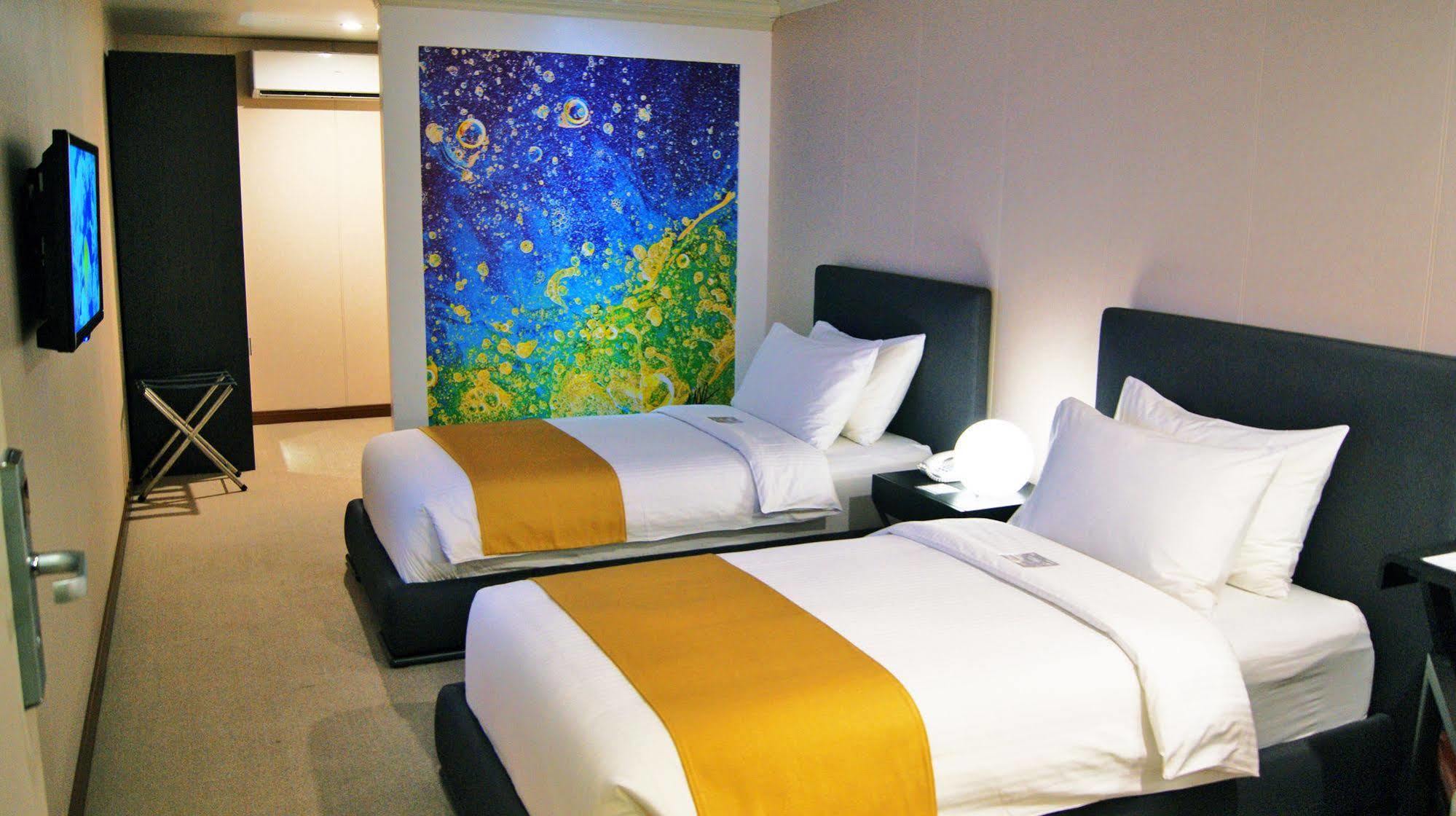 Green Sun Hotel Makati City Luaran gambar